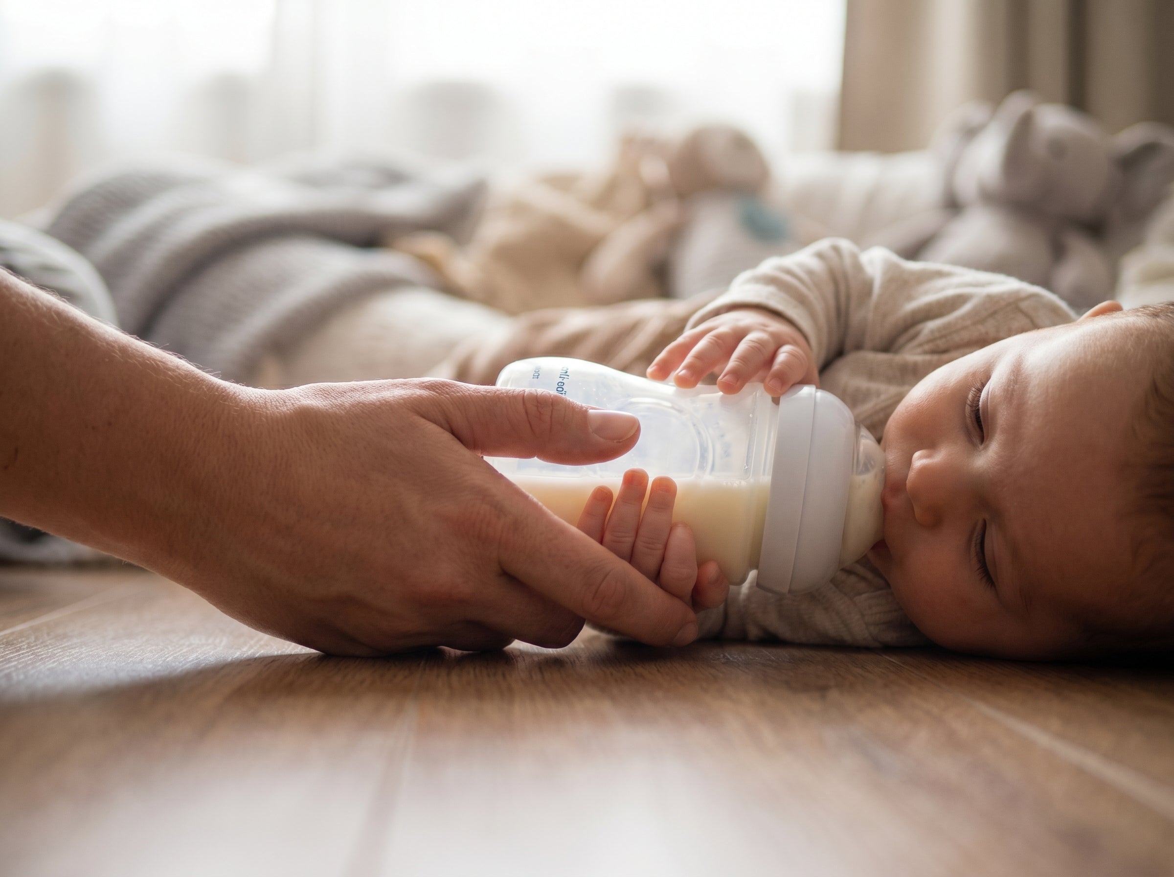 Paced Bottle Feeding Guide: Preventing Flow Shock in Breastfed